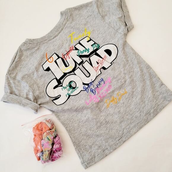 3/$25 New Space Jam Looney Tunes bugs bunny tee amd hair scrunchies 4/5 - Picture 3 of 4